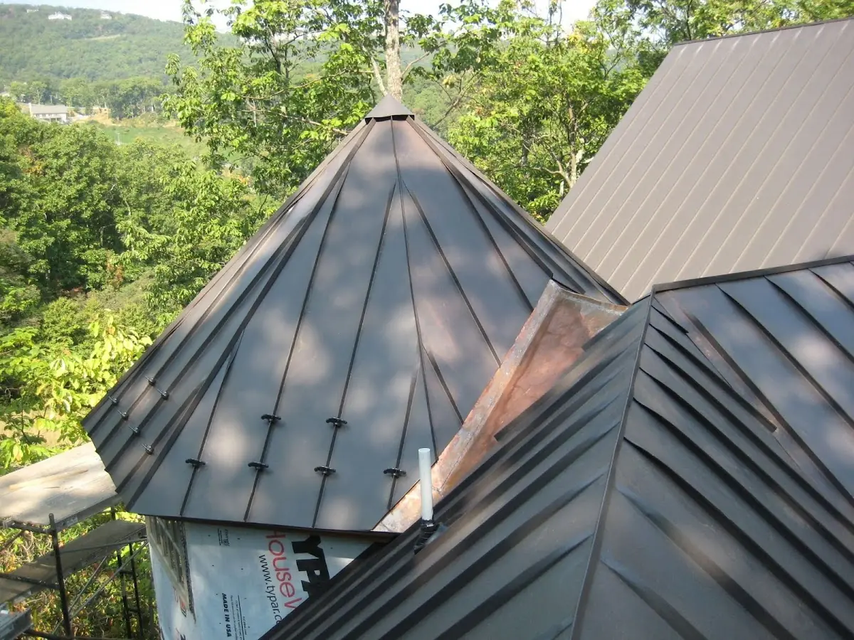 Professional Roof Tarp Installation by Craftsman Roofing in Outlook